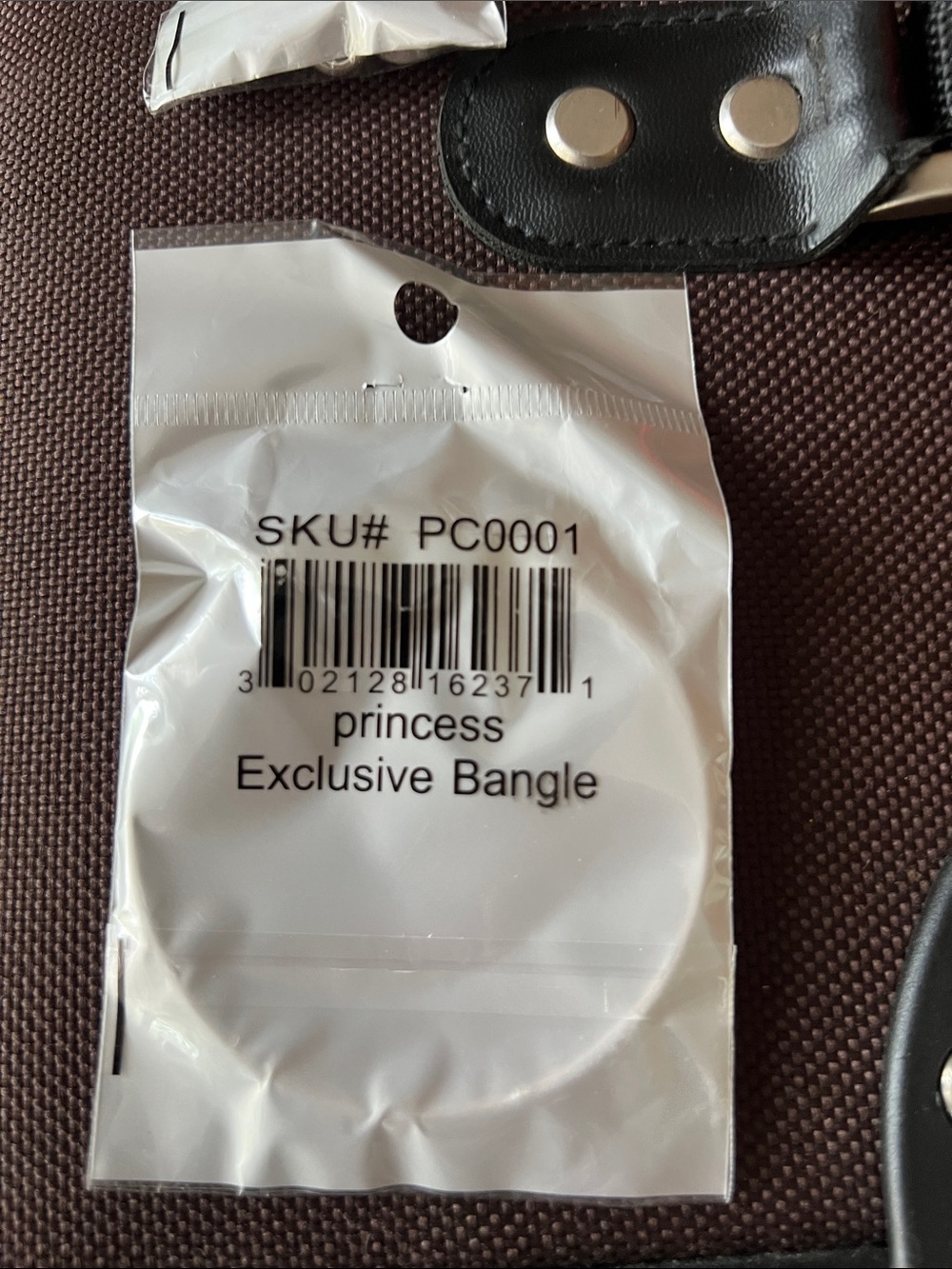 Princess Cruise line exclusive Bangle Bracelet with 5 charms NEW - Picture 6 of 7